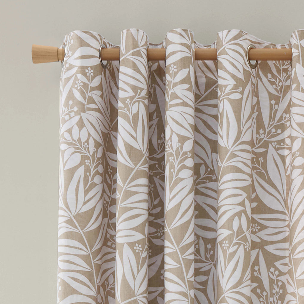 Catherine Lansfield Sorrel Leaf Reversible Eyelet Curtains in Natural 66 x 90 Inch