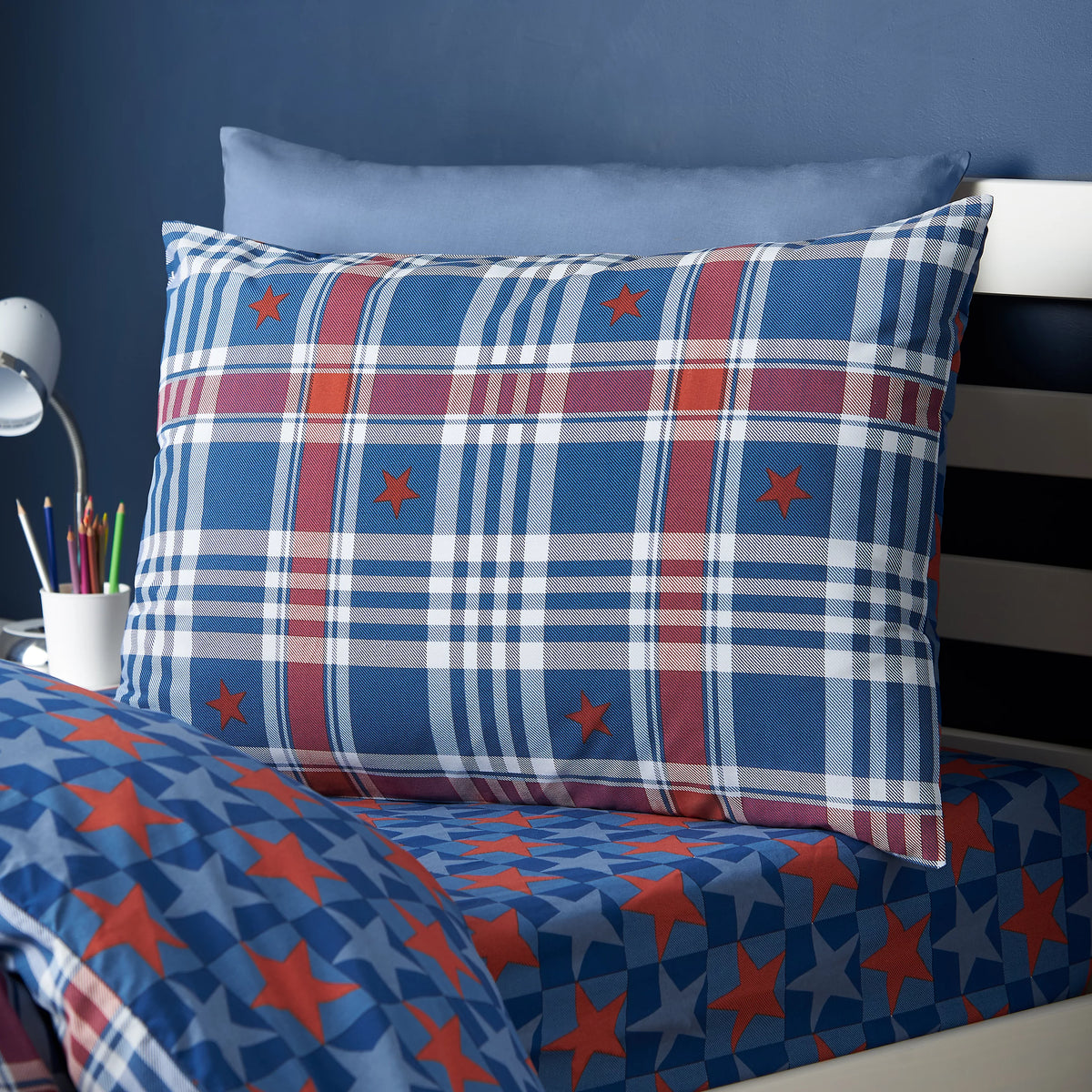 Catherine Lansfield Stars And Check Reversible Duvet Cover Set in Blue