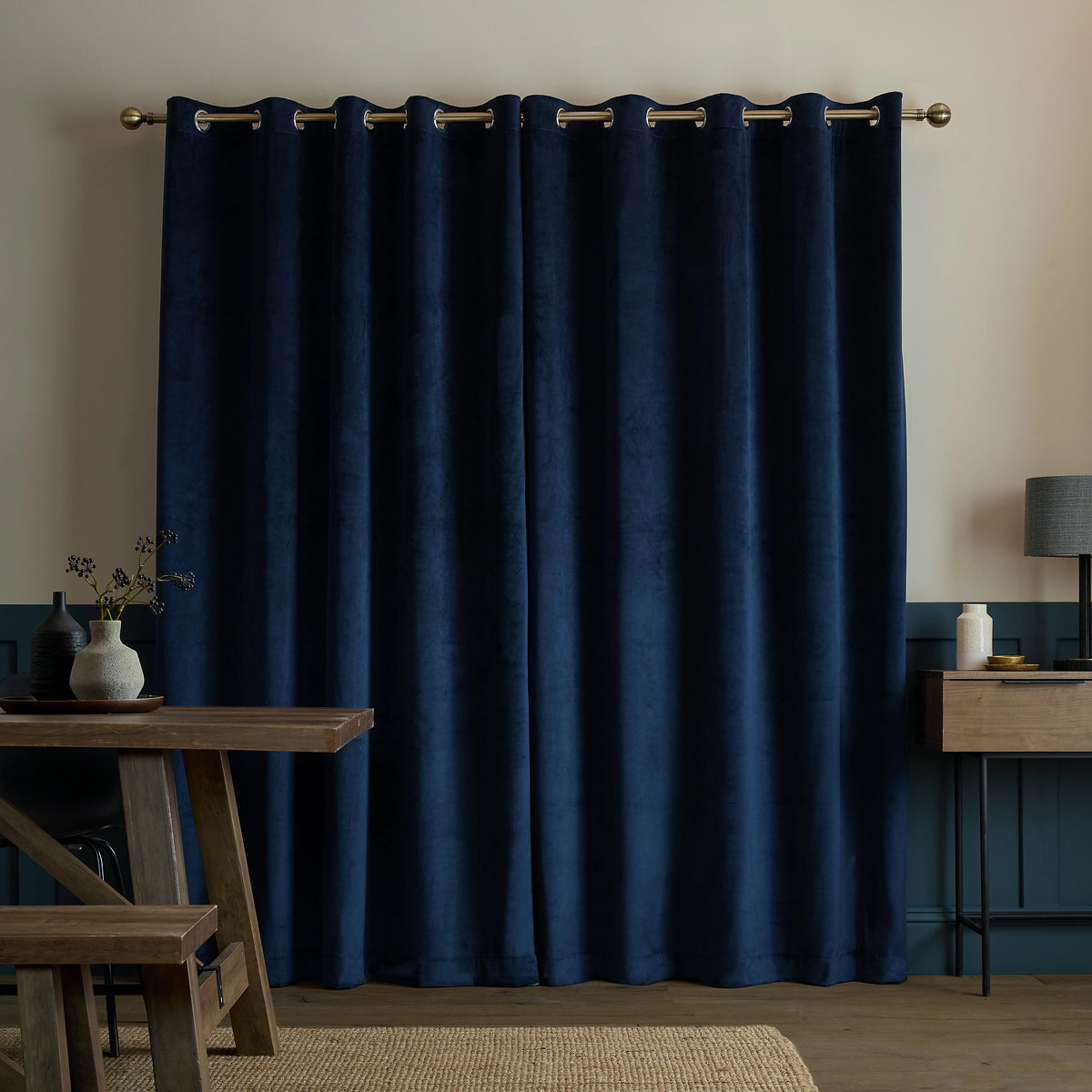 Catherine Lansfield Super Thermal Blackout Matt Velour Eyelet Curtains in Navy Blue