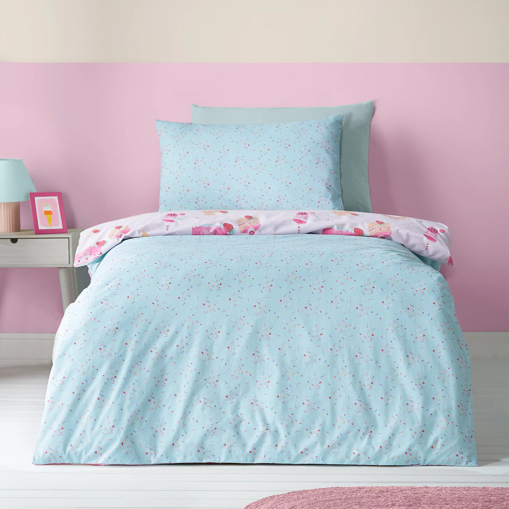 Catherine Lansfield Sweet Treats Reversible Duvet Cover Set in Pink