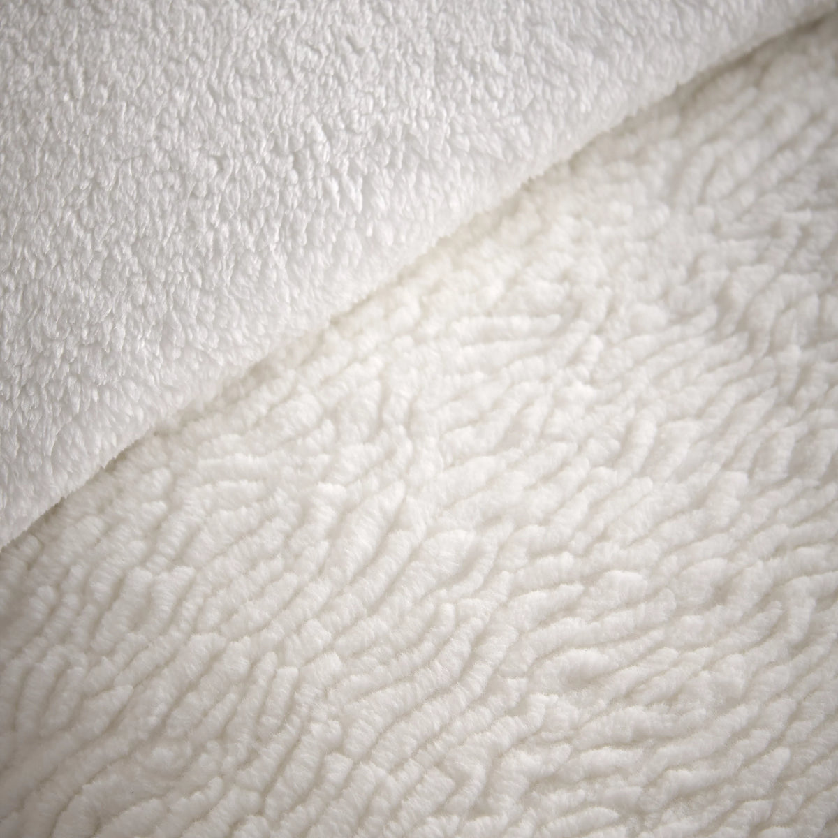 Catherine Lansfield Cream Textured Wave Faux Fur Duvet Cover Set