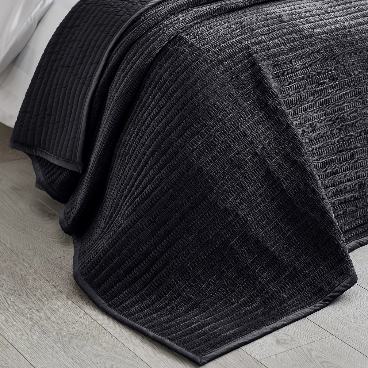 Catherine Lansfield Velvet Pinsonic Quilted Bedspread in Black 220 x 220cm