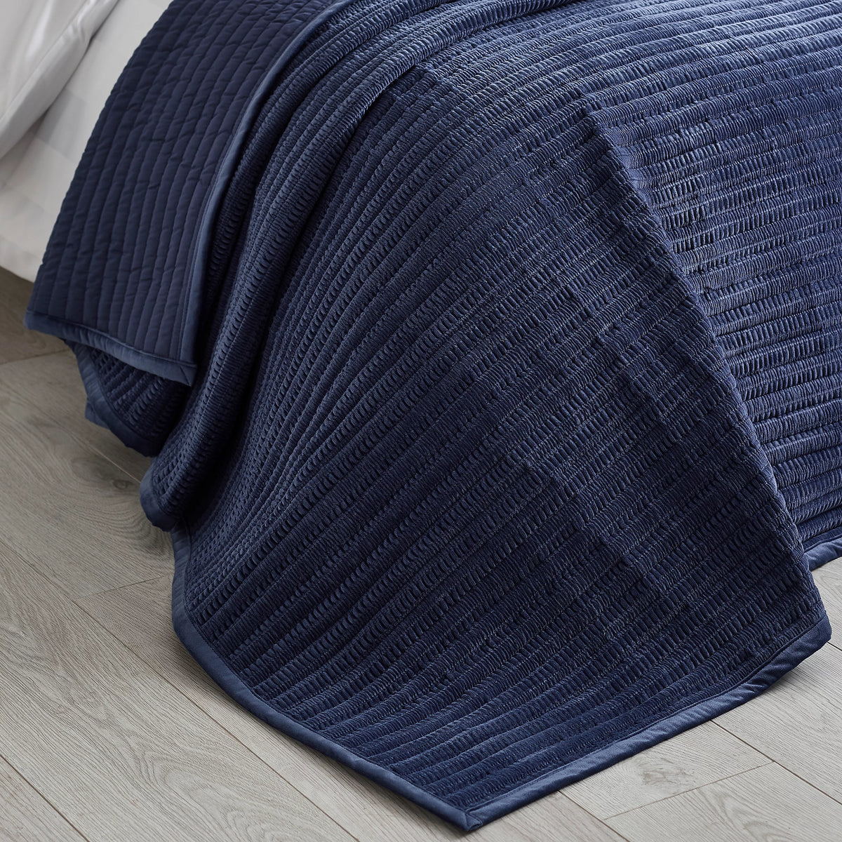 Catherine Lansfield Velvet Pinsonic Quilted Bedspread in Navy Blue 220 x 220cm