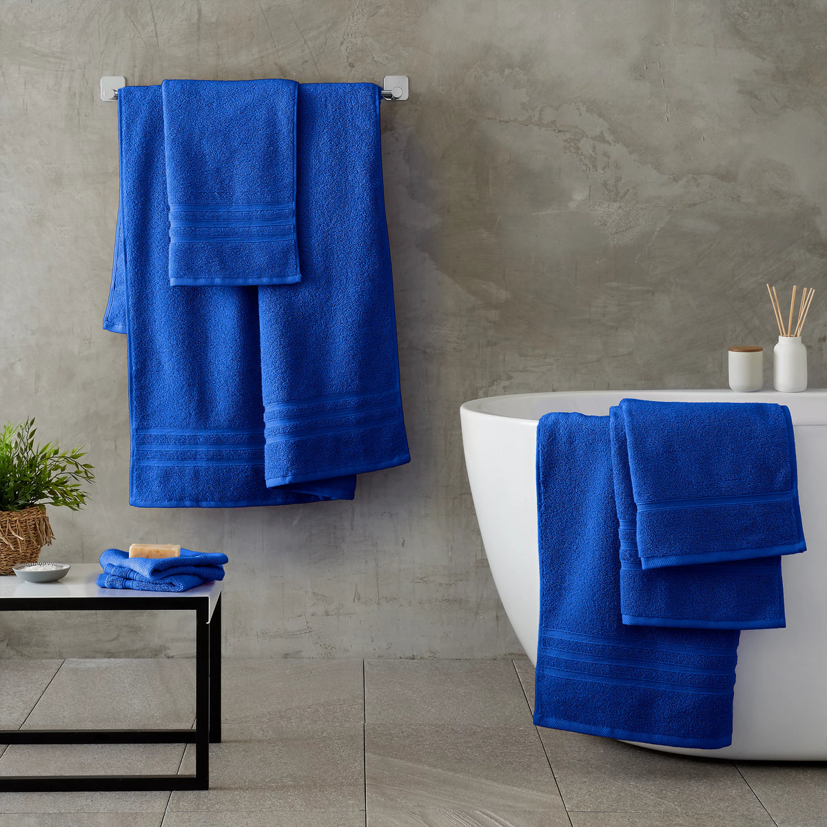 Catherine Lansfield Zero Twist 6 Piece Towel Bale Set Cobalt Blue