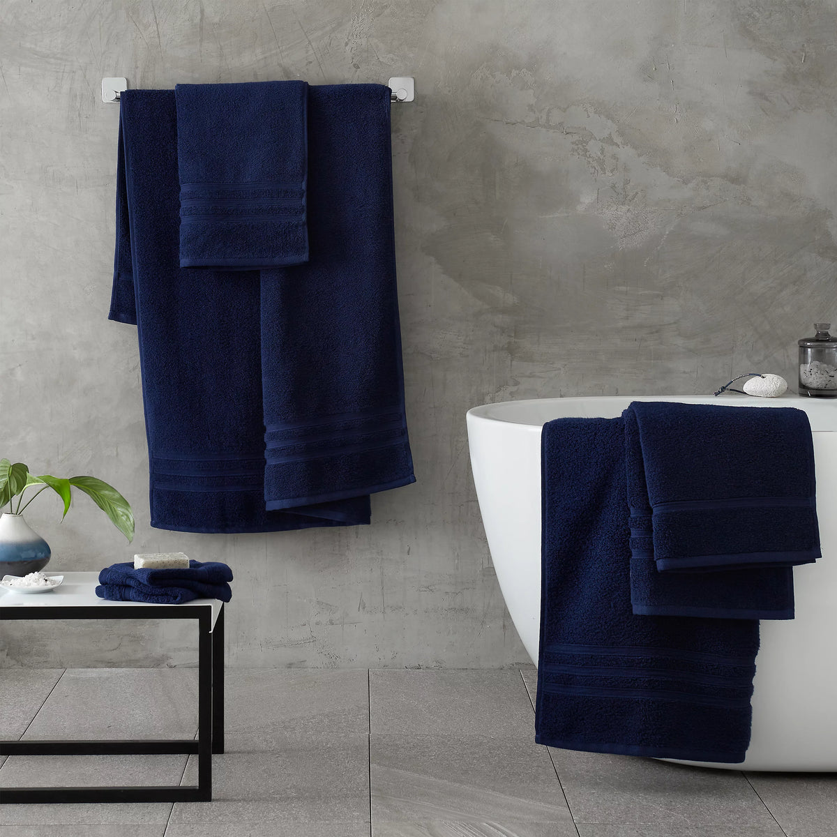Catherine Lansfield Zero Twist 6 Piece Towel Bale Set Navy