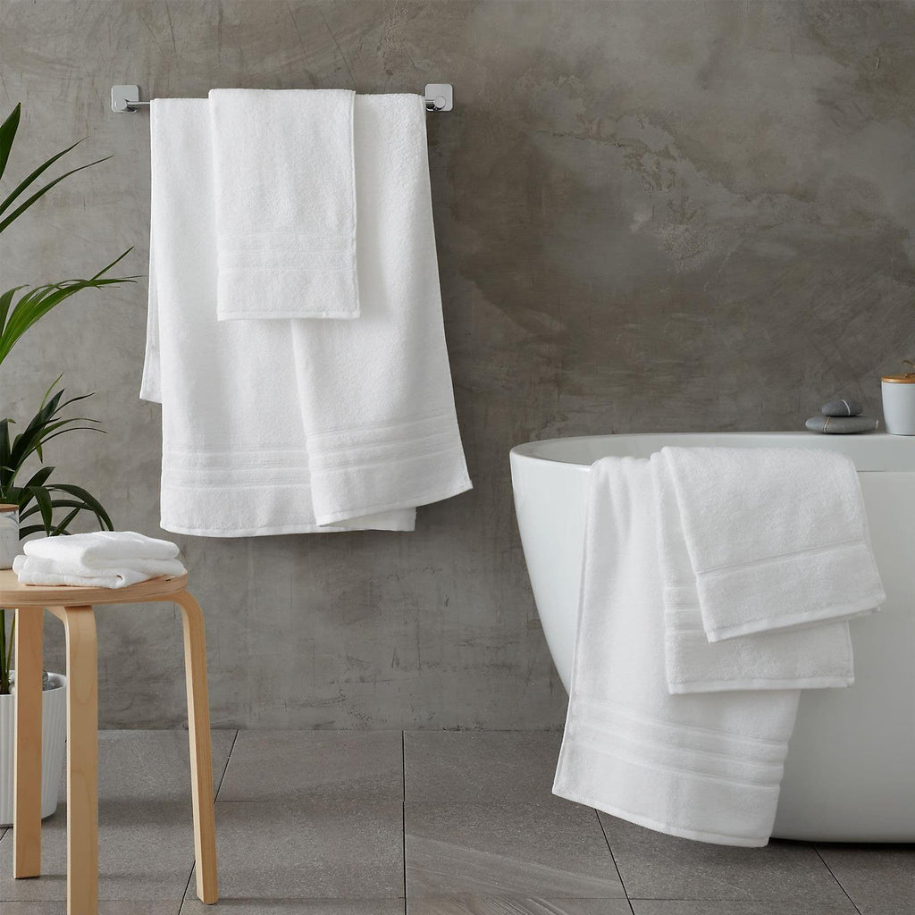 Catherine Lansfield Zero Twist 6 Piece Towel Bale Set White