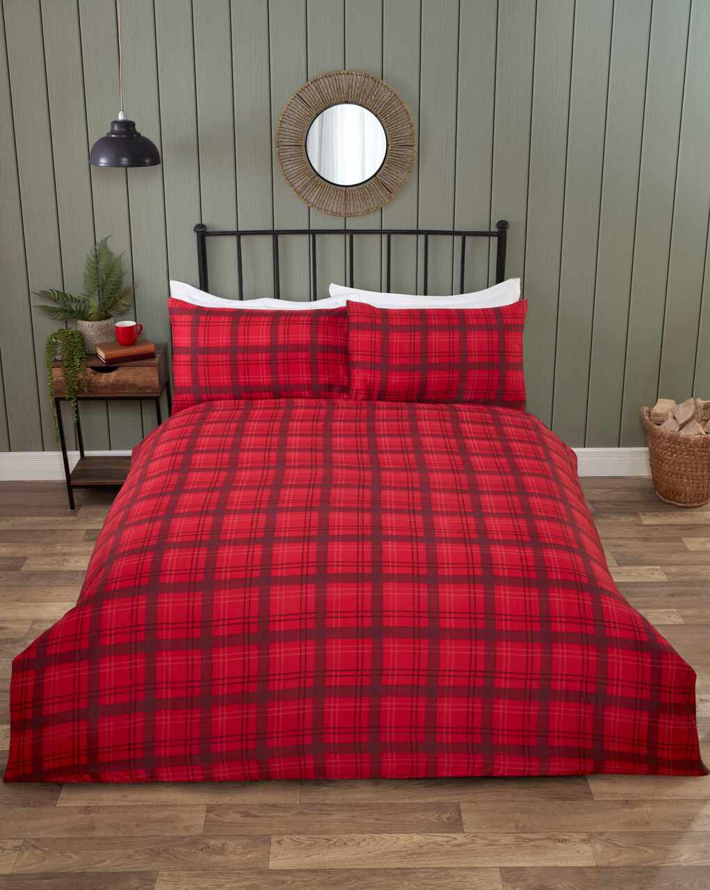 Reverse design of the Fergus Highland Cow duvet cover set.