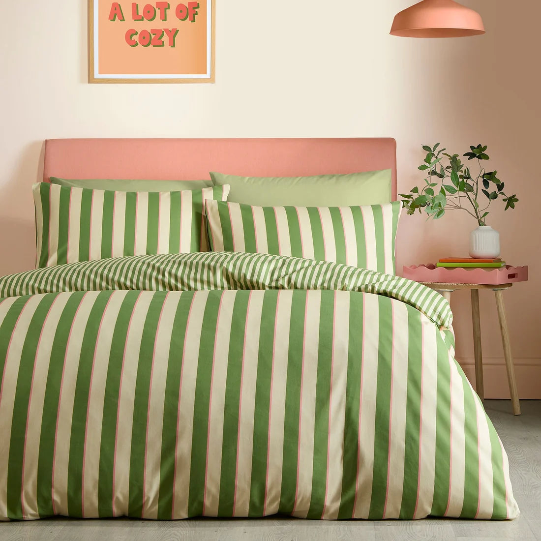 Fusion Bold Stripe polycotton duvet cover set in green.
