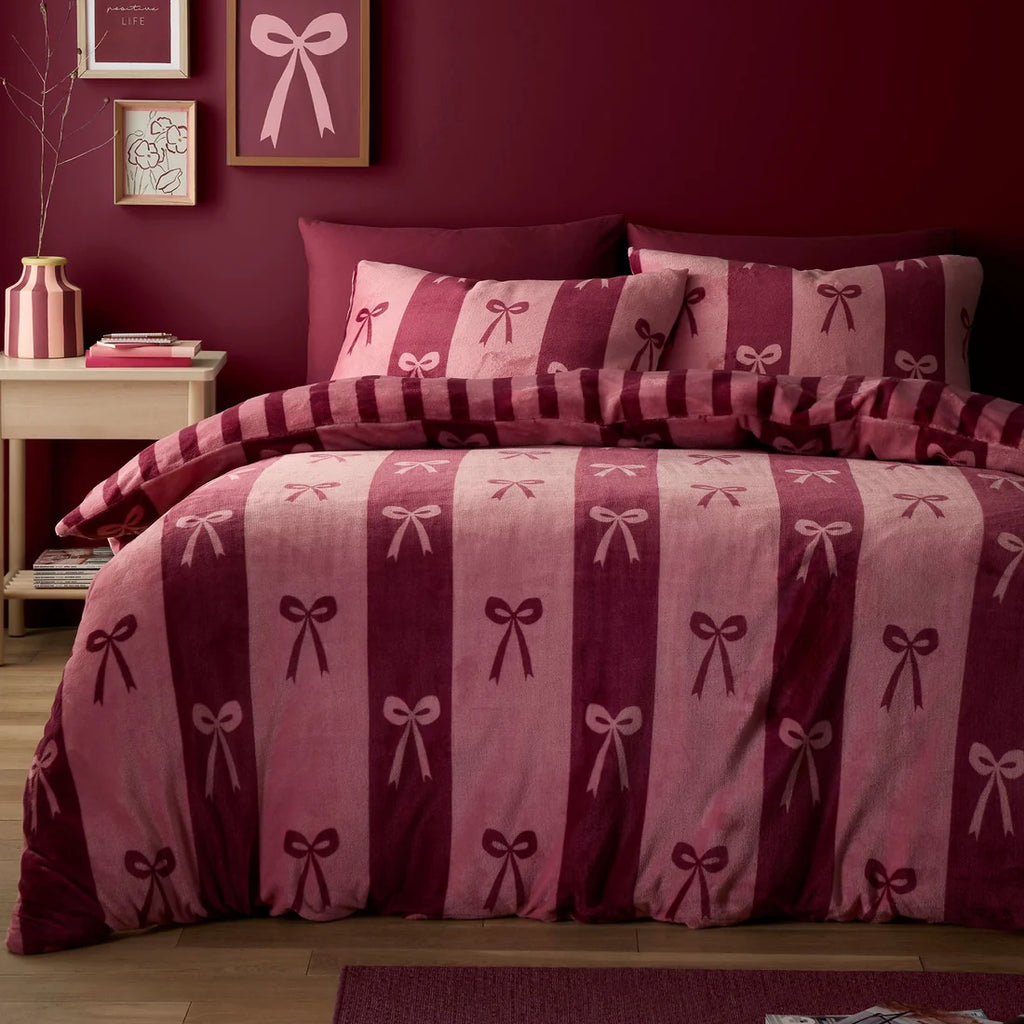 Fusion Bows duvet cover set in berry.
