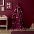 Fusion Bows fleece throw in berry with a stylish ribbon bow design.