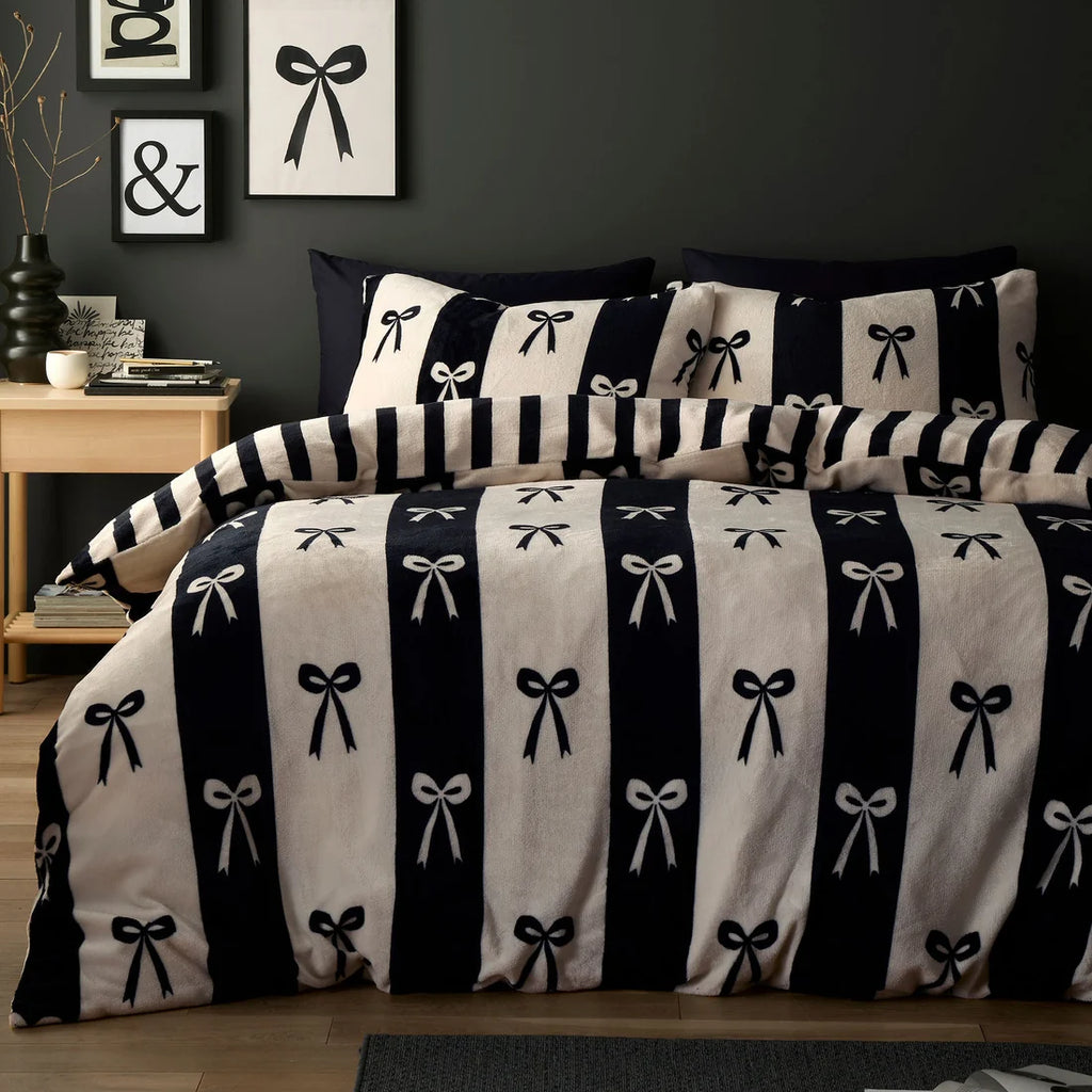 Fusion Bows duvet cover set in monochrome.