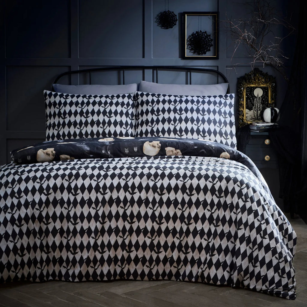 Monochrome geometric reverse on the Fusion Gothic Skulls Halloween duvet cover set.