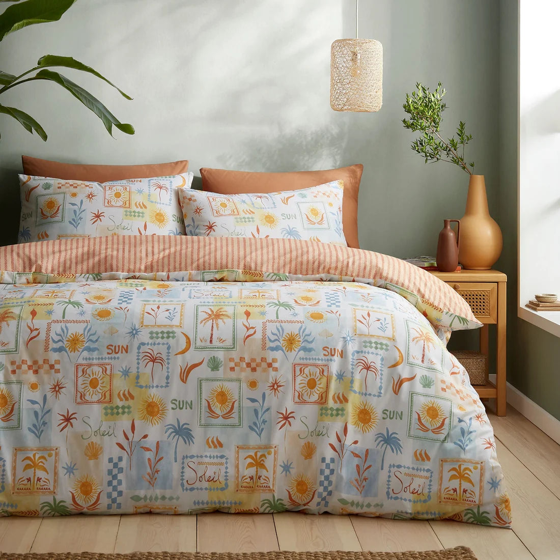 Fusion Soleil reversible polycotton duvet cover set in multi.