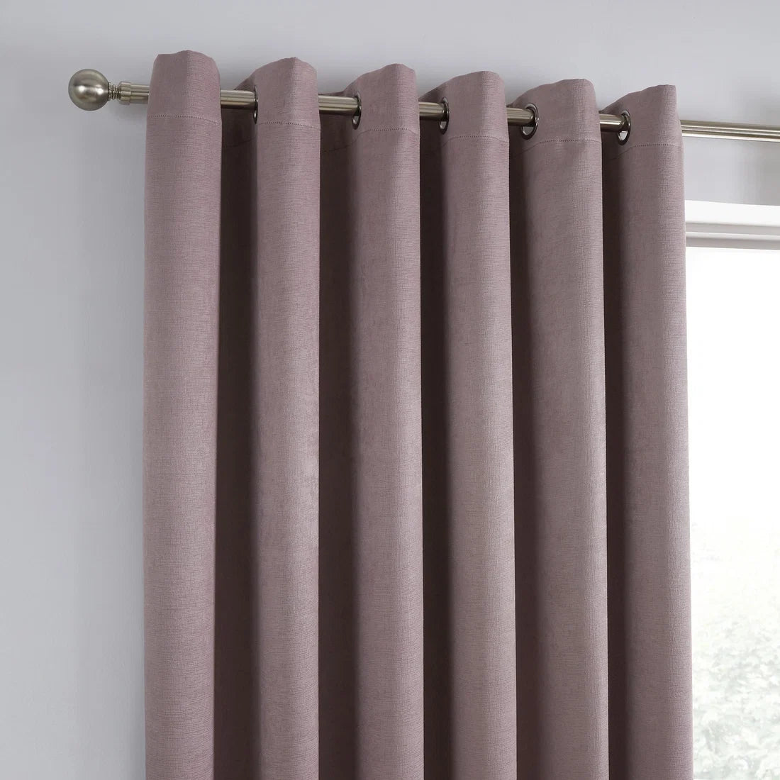 Close-up of the eyelet header on the Fusion Strata curtains.