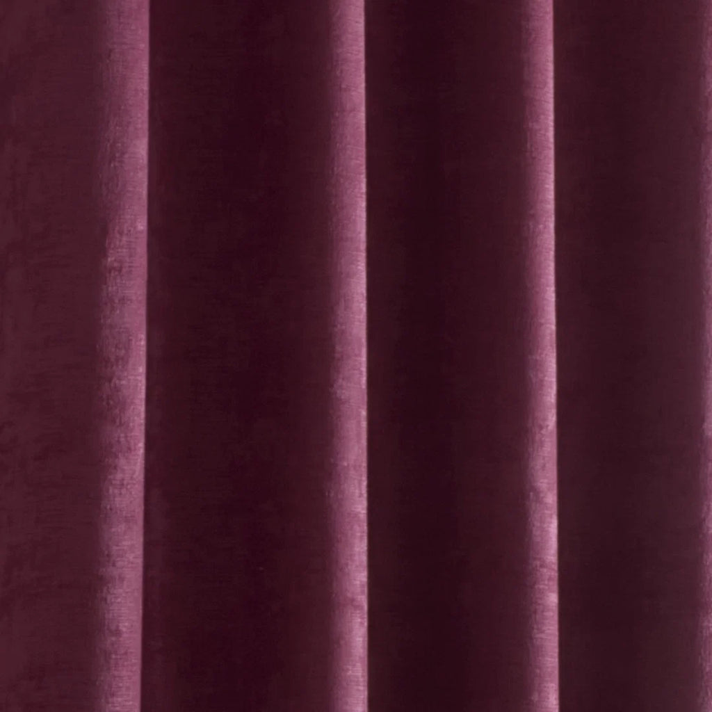 Close-up of the soft-touch semi-plain fabric on the Fusion Strata eyelet curtains.