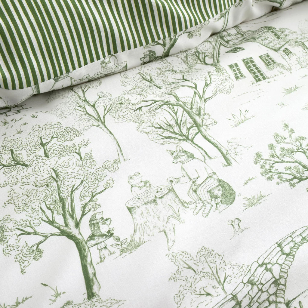 Close-up of the soft cotton-rich polycotton fabric on the Fusion Woodland Toile duvet cover set.