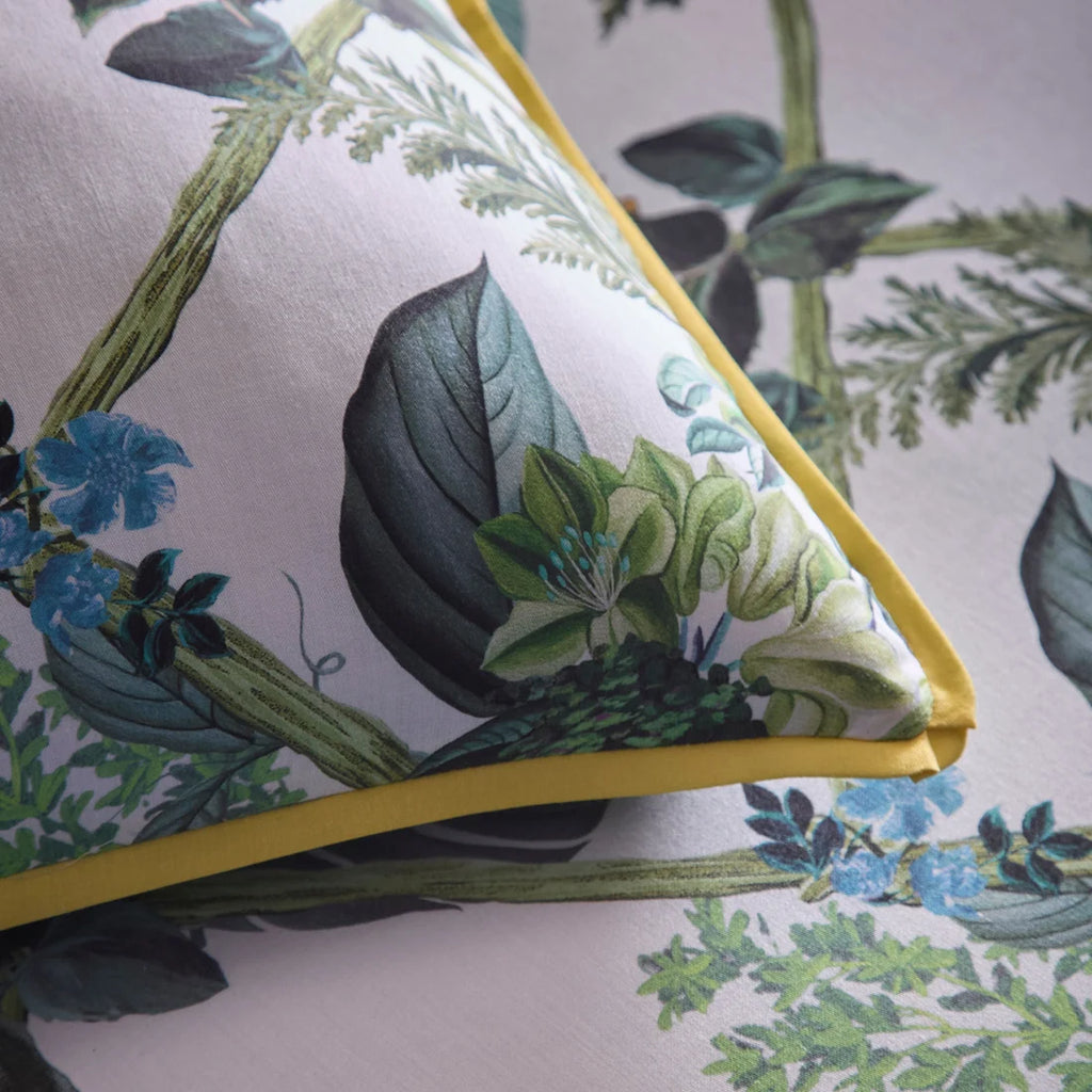 Close-up of the accent piping on the Laurence Llewelyn-Bowen Cotswold Fantasia duvet cover set.