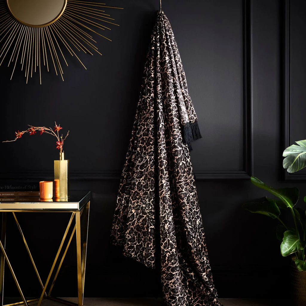 Laurence Llewelyn-Bowen Josephine gold leopard velvet throw measuring 130 x 180cm.