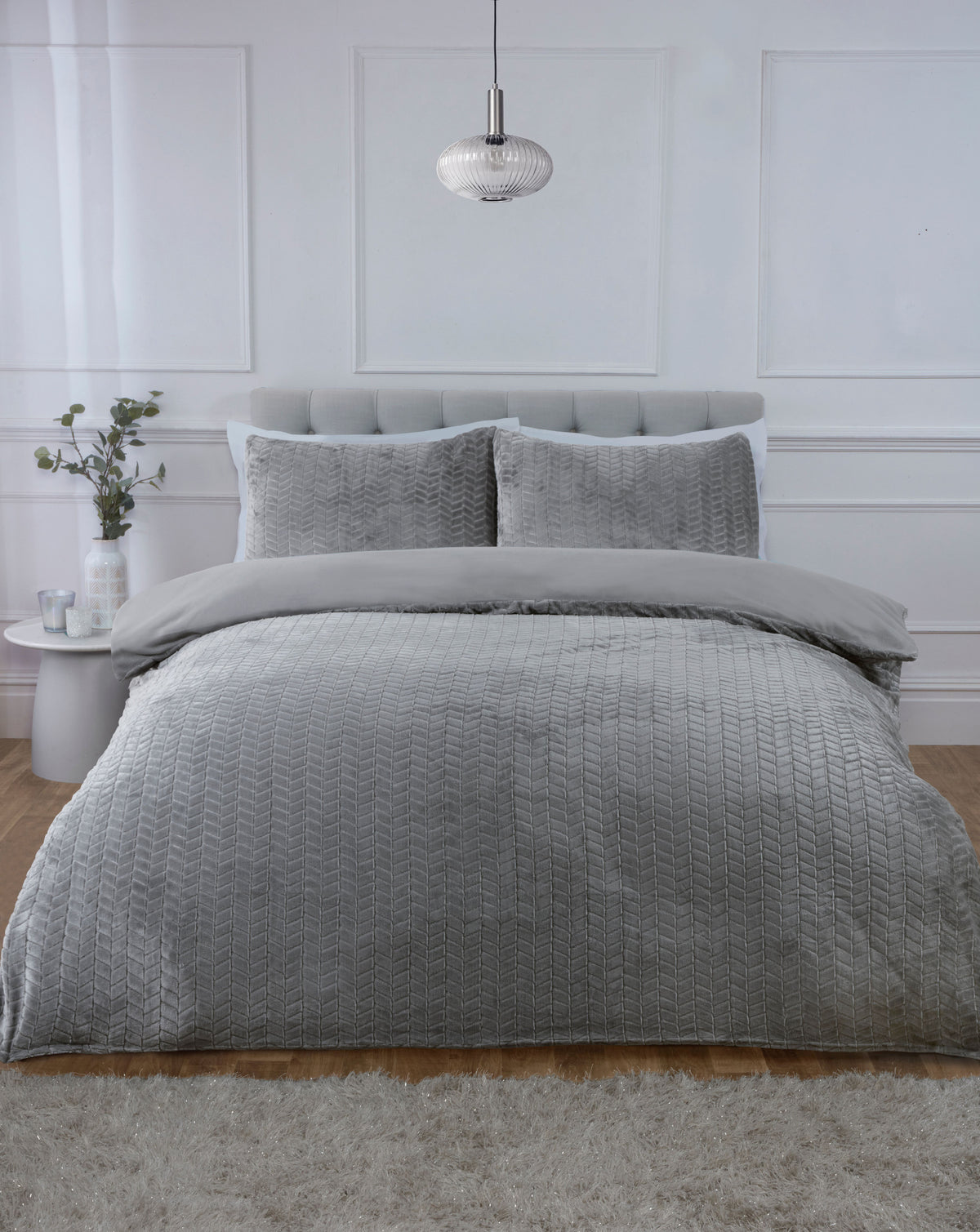 Luxury Chevron Faux Fur Fleece duvet cover set in Silver Grey with a sculpted zigzag design.