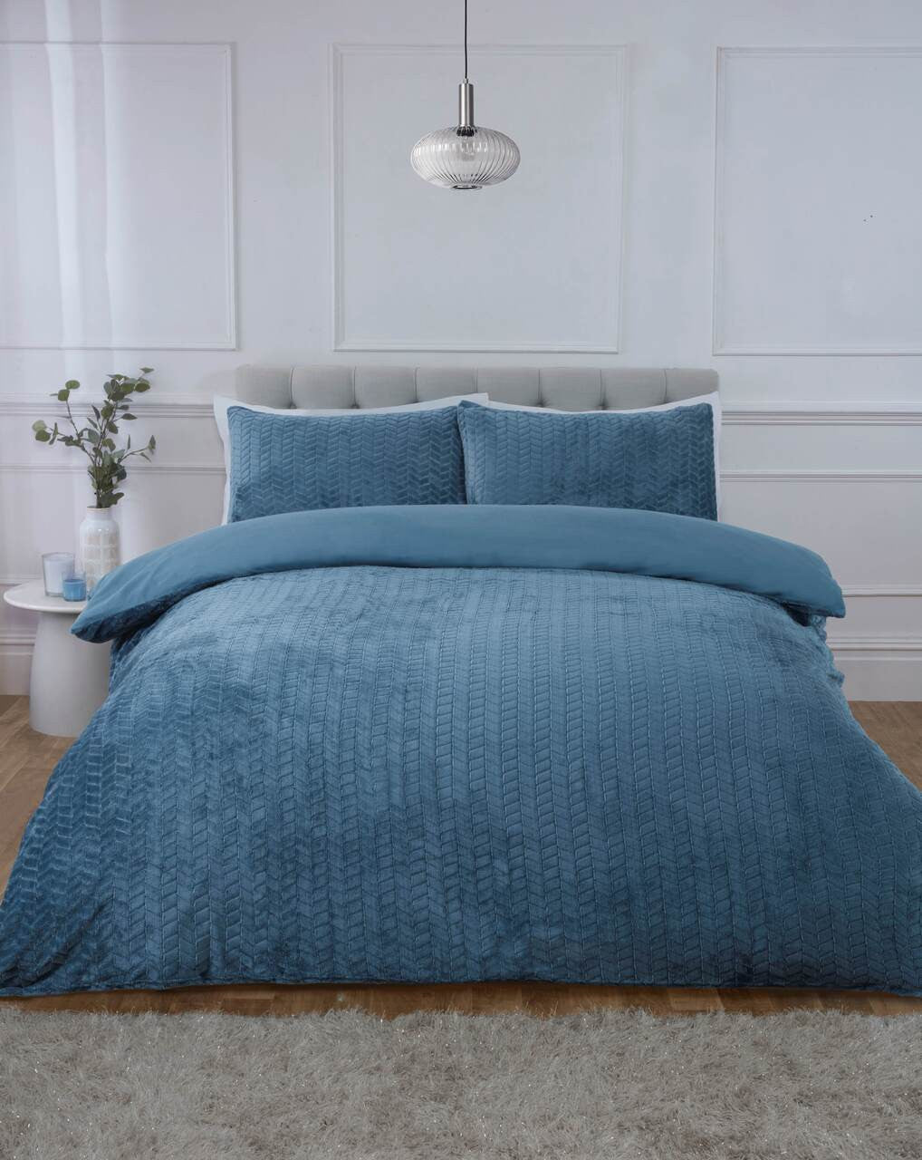Luxury Chevron Faux Fur Fleece duvet cover set in Steel Blue with a sculpted zigzag design.
