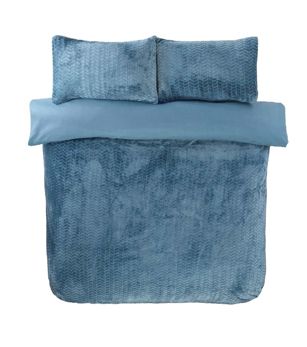 Luxury Chevron Faux Fur Fleece duvet cover set in Steel Blue with a sculpted zigzag design.