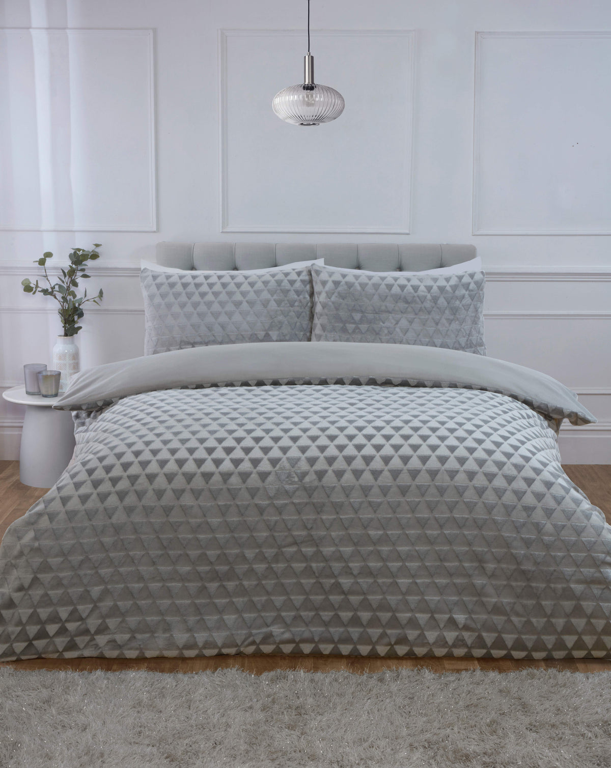 Luxury Diamond Cut Velvet Fleece duvet cover set in Silver Grey with a sculpted diamond design.