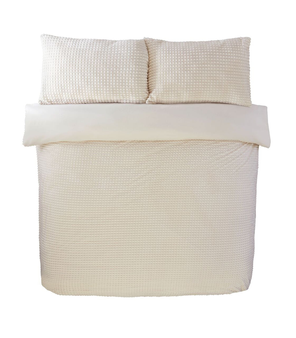 Luxury Waffle Teddy Fleece duvet cover set in Natural with a soft textured waffle design.
