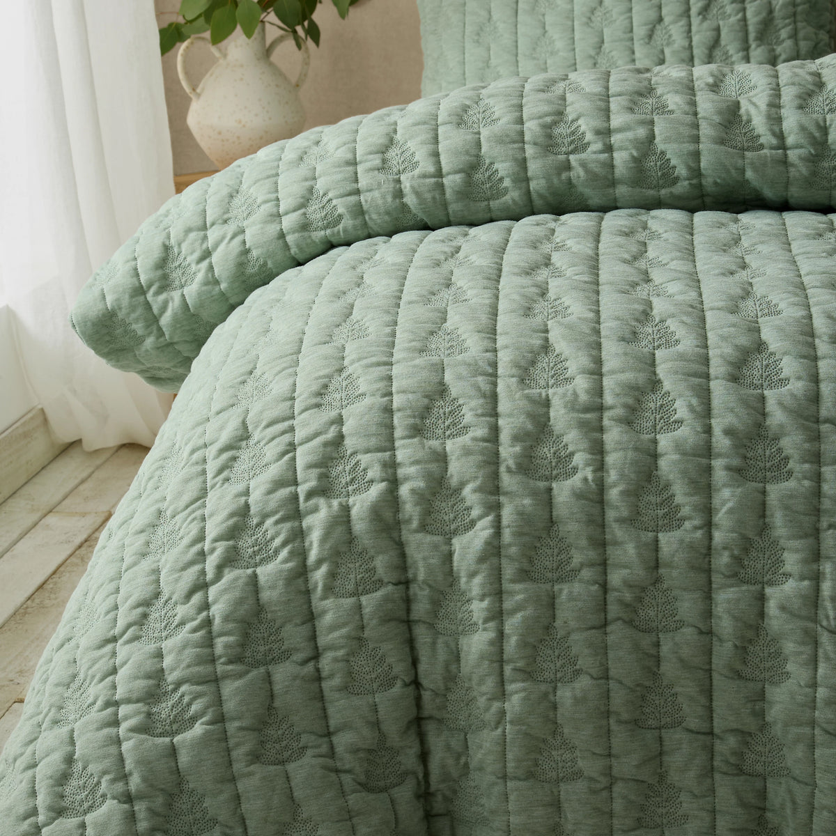 Pineapple Elephant Tamba Leaf Pinsonic Double Duvet Set Green