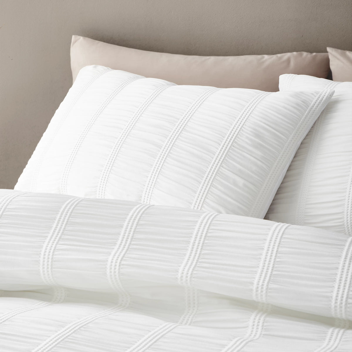 Pineapple Elephant Waffle Seersucker Duvet Cover Set White