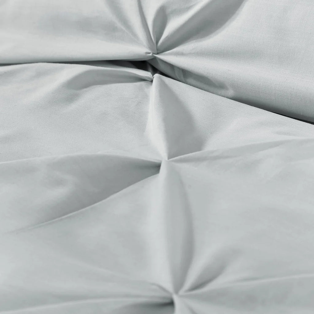 Close-up of the soft polycotton fabric on the Serene Lara duvet cover set.