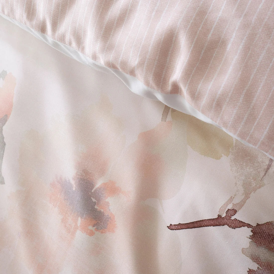 Close-up of the soft 200 thread count 100% cotton fabric on the Soiree Mia Floral Blooms duvet cover set.