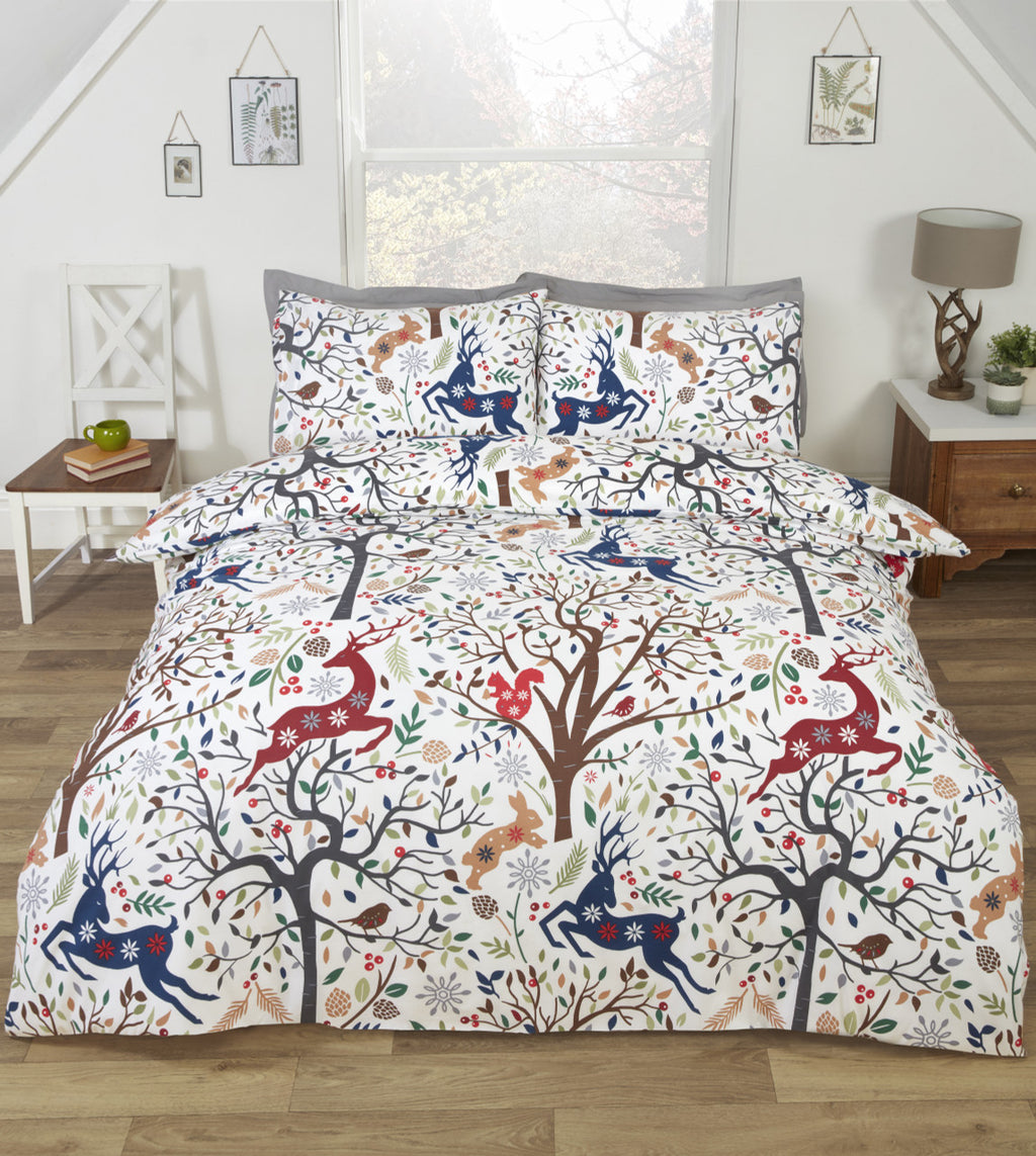 Tatton reversible woodland stag polycotton duvet cover set in multi.
