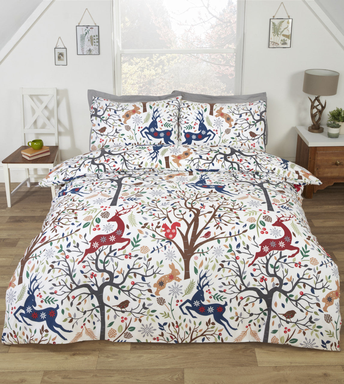 Tatton reversible woodland stag polycotton duvet cover set in multi.